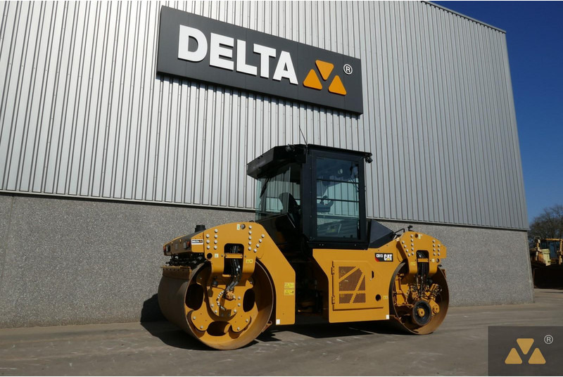 Caterpillar CB13 - مدحلة: صور 5 Caterpillar CB13 - مدحلة: صور 5