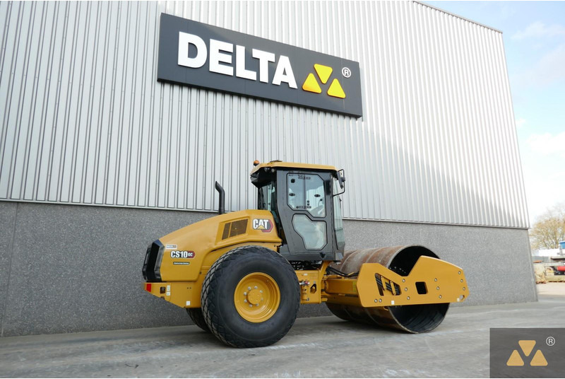 Caterpillar CS10GC - مدحلة: صور 5 Caterpillar CS10GC - مدحلة: صور 5