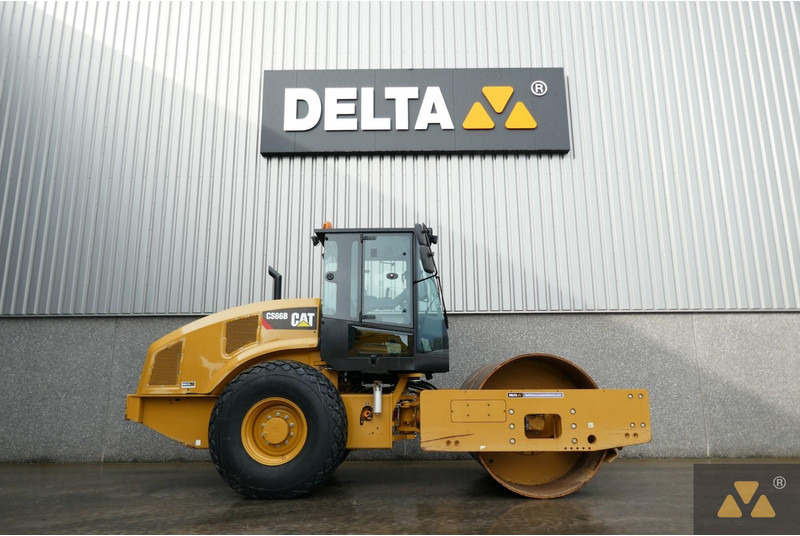 Caterpillar CS66B - مدحلة: صور 2 Caterpillar CS66B - مدحلة: صور 2