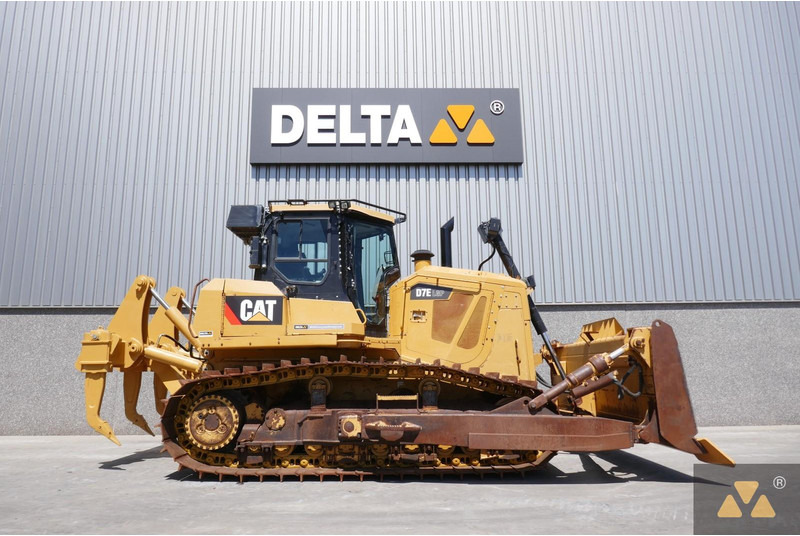 Caterpillar D7E LGP - بلدوزر: صور 2 Caterpillar D7E LGP - بلدوزر: صور 2