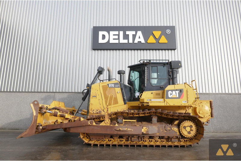 Caterpillar D7E LGP - بلدوزر: صور 1 Caterpillar D7E LGP - بلدوزر: صور 1