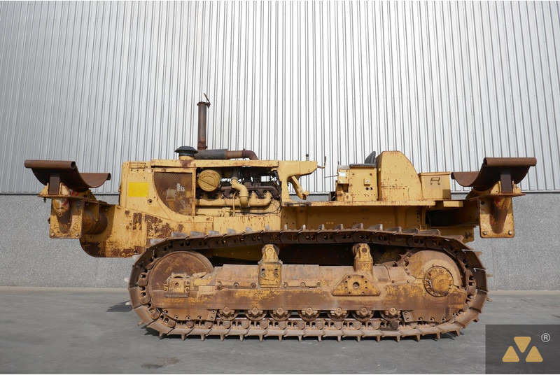 Caterpillar D8K Pipe carrier - مجنزرة لمد الأنابيب: صور 1 Caterpillar D8K Pipe carrier - مجنزرة لمد الأنابيب: صور 1
