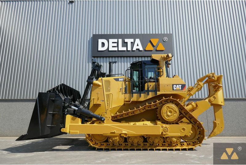 Caterpillar D9T - بلدوزر: صور 1 Caterpillar D9T - بلدوزر: صور 1