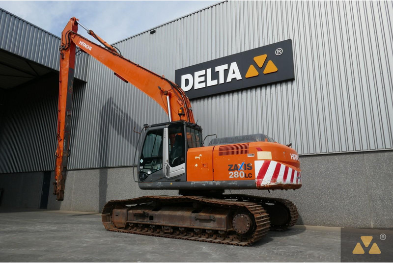 Hitachi ZX280LC-3 Long reach - حفارات زحافة: صور 4 Hitachi ZX280LC-3 Long reach - حفارات زحافة: صور 4