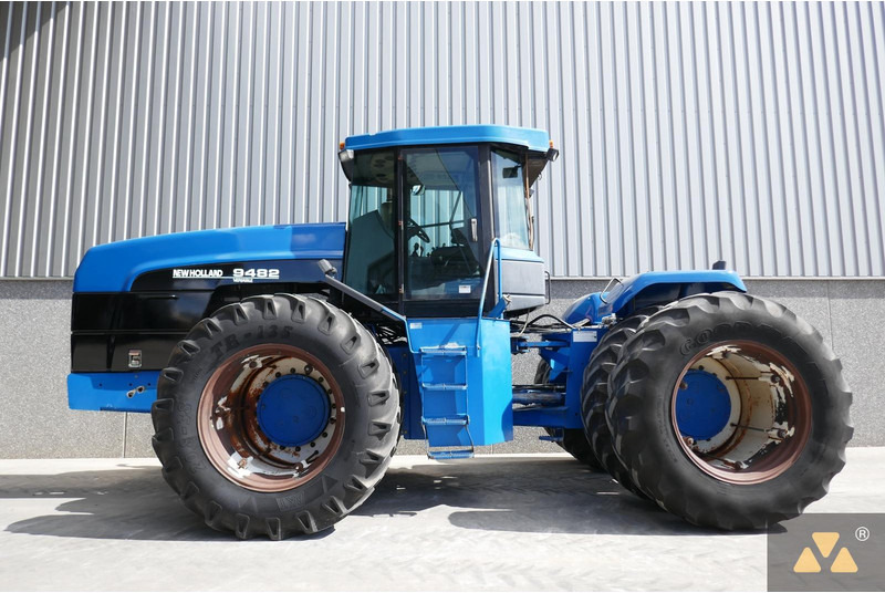 New Holland 9482 - جرار: صور 1 New Holland 9482 - جرار: صور 1