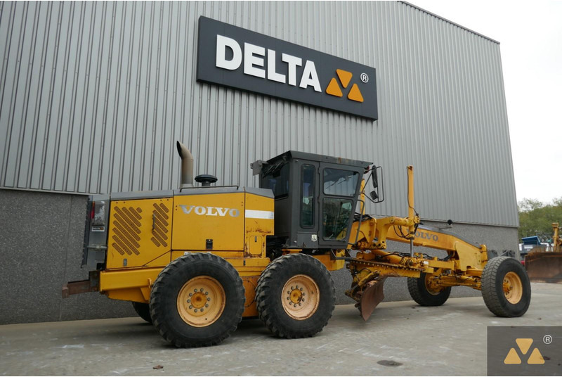 Volvo G720B - آلة تسوية الأرض: صور 5 Volvo G720B - آلة تسوية الأرض: صور 5