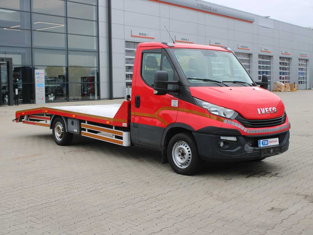 Iveco 35S18, EURO 6, WINCH, DRIVES, TIRES 80% - سيارة السحب للتصليح: صور 3 Iveco 35S18, EURO 6, WINCH, DRIVES, TIRES 80% - سيارة السحب للتصليح: صور 3
