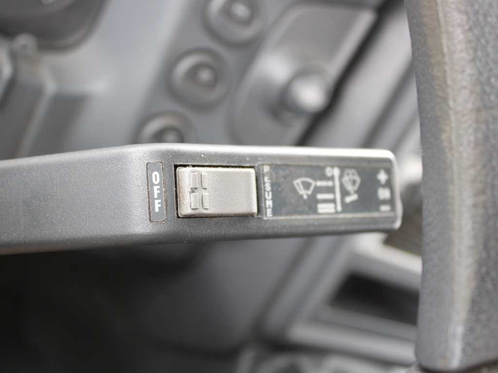 شاحنة ستارة Iveco EUROCARGO 75E18, EURO 4, PNEU 80%: صور 14