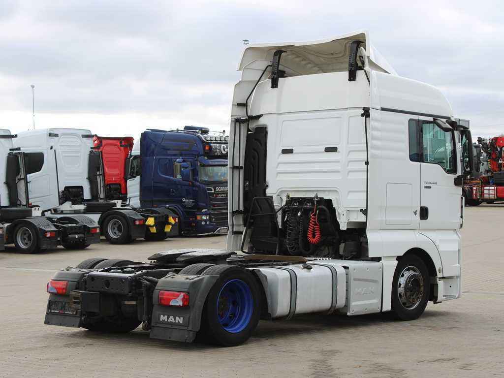MAN TGX 18.440, LOW DECK, EURO 6 - شاحنة جرار: صور 4 MAN TGX 18.440, LOW DECK, EURO 6 - شاحنة جرار: صور 4