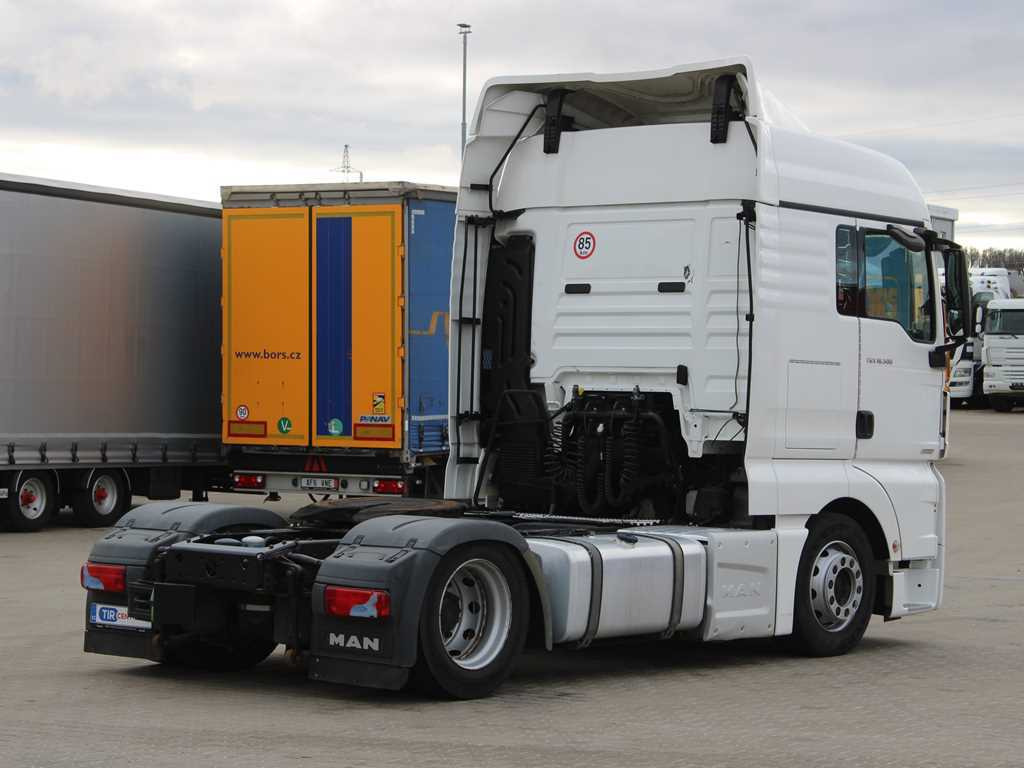 MAN TGX 18.500, EURO 6, LOWDECK, SERVICE BOOK, TIRES 80% - شاحنة جرار: صور 4 MAN TGX 18.500, EURO 6, LOWDECK, SERVICE BOOK, TIRES 80% - شاحنة جرار: صور 4