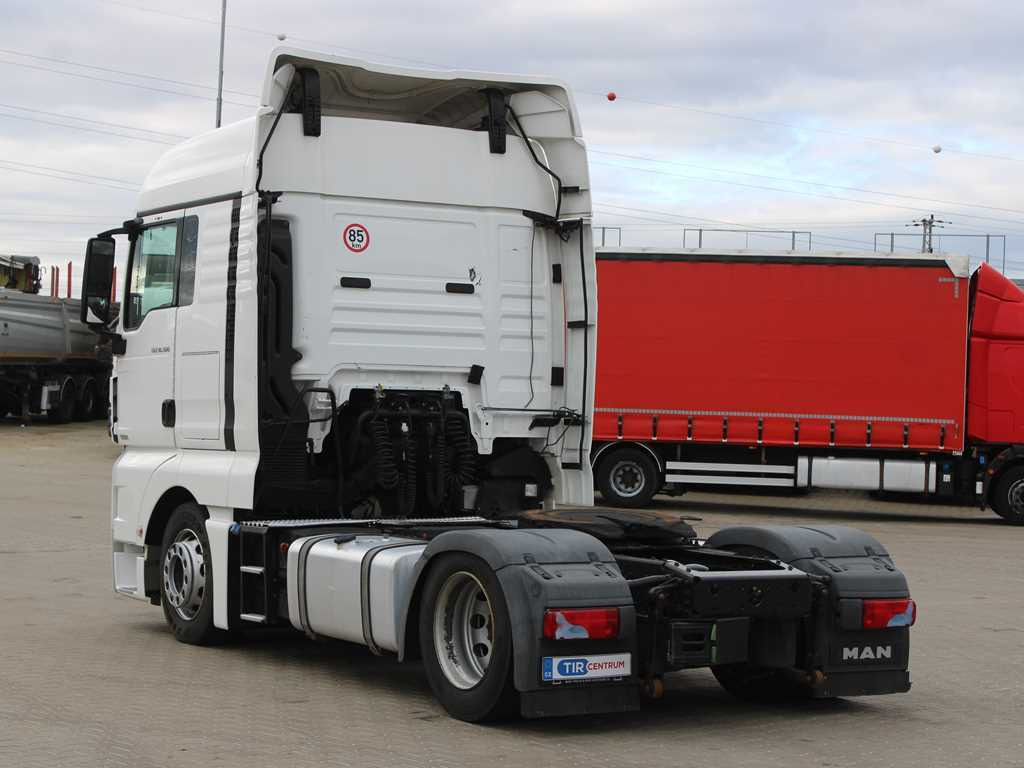 MAN TGX 18.500, EURO 6, LOWDECK, SERVICE BOOK, TIRES 80% - شاحنة جرار: صور 5 MAN TGX 18.500, EURO 6, LOWDECK, SERVICE BOOK, TIRES 80% - شاحنة جرار: صور 5