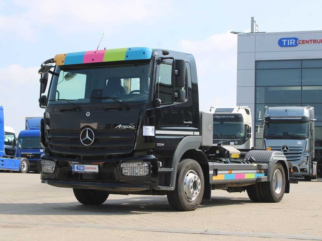 Mercedes-Benz ATEGO 1224, EURO 6, HOOK CONTAINER - شاحنة ذات الخطاف: صور 1 Mercedes-Benz ATEGO 1224, EURO 6, HOOK CONTAINER - شاحنة ذات الخطاف: صور 1