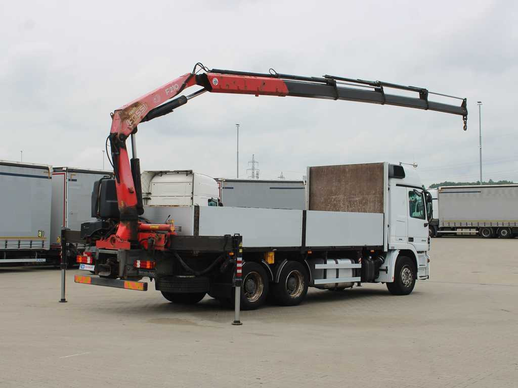 Mercedes-Benz Actros 2644, 6X4, EURO 4, HYDRAULIC ARM FASSI F210 - شاحنات مسطحة, شاحنة كرين: صور 4 Mercedes-Benz Actros 2644, 6X4, EURO 4, HYDRAULIC ARM FASSI F210 - شاحنات مسطحة, شاحنة كرين: صور 4