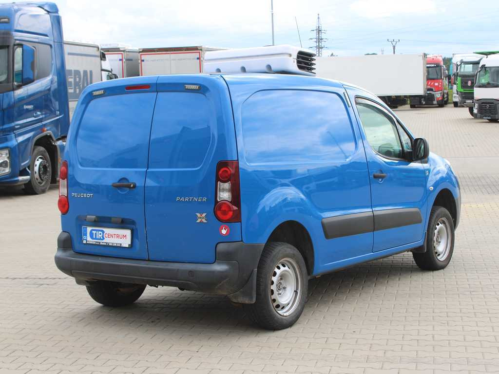 Peugeot PEUGEOT PARTNER, 4X4, CARRIER NEOS 100 - الشاحنات الصغيرة المبردة: صور 4 Peugeot PEUGEOT PARTNER, 4X4, CARRIER NEOS 100 - الشاحنات الصغيرة المبردة: صور 4