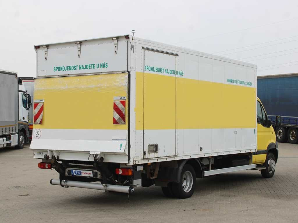 Renault MASCOTT 160.65 P 4X2, EURO 3, TAIL LIFT Renault MASCOTT 160.65 P 4X2, EURO 3, TAIL LIFT - الشاحنات الصغيرة صندوق مغلق: صور 3 Renault MASCOTT 160.65 P 4X2, EURO 3, TAIL LIFT Renault MASCOTT 160.65 P 4X2, EURO 3, TAIL LIFT - الشاحنات الصغيرة صندوق مغلق: صور 3