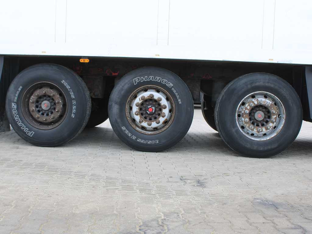 مبردة نصف مقطورة Schmitz SKO 24, LIFTING AXLE, SAF, CARRIER: صور 8