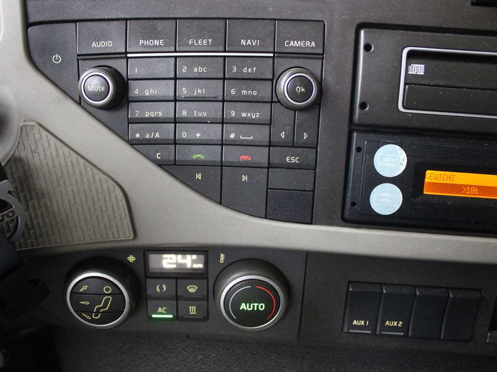 شاحنة نقل سيارات شاحنة Volvo FM 460, EURO 6, VEB+, INDEPENDENT AIR CONDITIONING, + LOHR (2006): صور 20