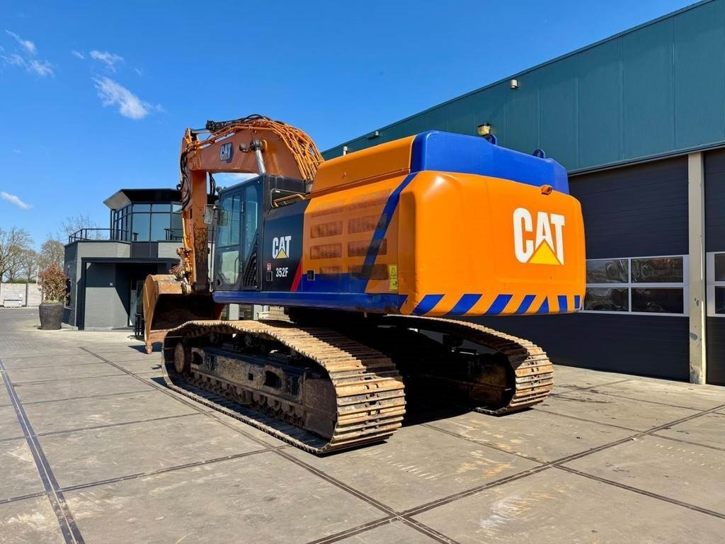 CAT 352F - حفارات زحافة: صور 4 CAT 352F - حفارات زحافة: صور 4