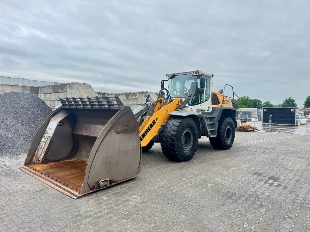 Liebherr L556 X-Power - اللودر بعجل: صور 2 Liebherr L556 X-Power - اللودر بعجل: صور 2