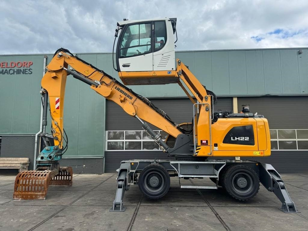 Liebherr LH 22 M - حفارة النقل والشحن: صور 1 Liebherr LH 22 M - حفارة النقل والشحن: صور 1