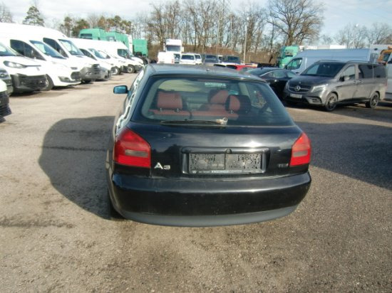 Audi A3 Limousine 1,9 TDI Ersatzteilträger - سيدان: صور 4 Audi A3 Limousine 1,9 TDI Ersatzteilträger - سيدان: صور 4
