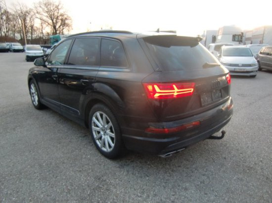 سيارة دفع رباعي Audi SQ7 4,0 TDi V8 S Line Exportverkauf!!!!: صور 6 سيارة دفع رباعي Audi SQ7 4,0 TDi V8 S Line Exportverkauf!!!!: صور 6