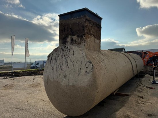 Dieseltank 30000 Liter - خزان تخزين: صور 3 Dieseltank 30000 Liter - خزان تخزين: صور 3