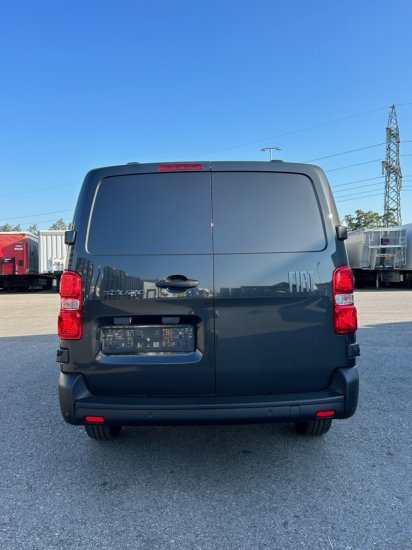 Fiat Scudo Maxi BlueDHi 120 6-Gang - فان: صور 5 Fiat Scudo Maxi BlueDHi 120 6-Gang - فان: صور 5