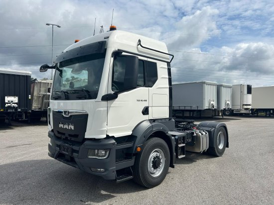 MAN TGS 18.480 4x4 Hydro Pritarder Kipphydraulik - شاحنة جرار: صور 2 MAN TGS 18.480 4x4 Hydro Pritarder Kipphydraulik - شاحنة جرار: صور 2