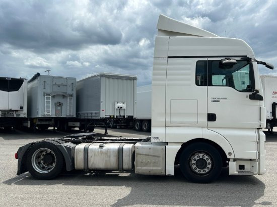 MAN TGX 18.440 XLX Low Deck, Retarder, Standklima, Euro 6, - شاحنة جرار: صور 4 MAN TGX 18.440 XLX Low Deck, Retarder, Standklima, Euro 6, - شاحنة جرار: صور 4