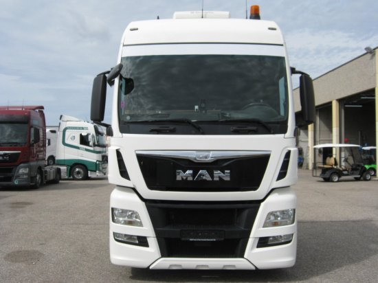 MAN TGX 18.440 XXL Low Deck, Retarder, Standklima, Euro 6, - شاحنة جرار: صور 2 MAN TGX 18.440 XXL Low Deck, Retarder, Standklima, Euro 6, - شاحنة جرار: صور 2