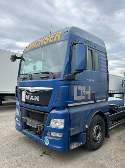 MAN TGX 26.440 XLX 6x2 Liftachse, Euro 6, Retarder, Motorschaden engine damage! - شاحنات الحاويات/ جسم علوي قابل للتغيير شاحنة: صور 3 MAN TGX 26.440 XLX 6x2 Liftachse, Euro 6, Retarder, Motorschaden engine damage! - شاحنات الحاويات/ جسم علوي قابل للتغيير شاحنة: صور 3