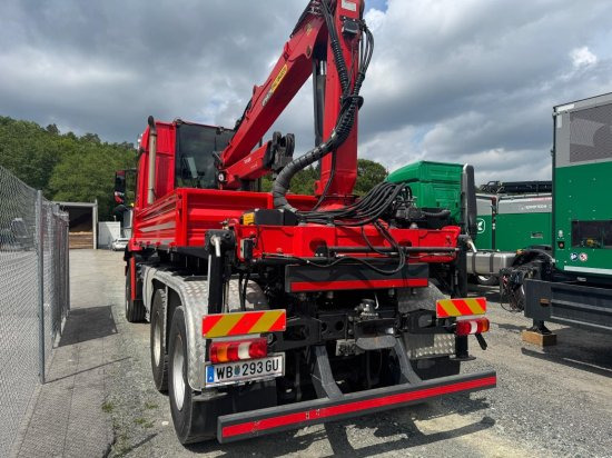 Mercedes-Benz AROCS 3552 963-2F Epsilon M100L86 Kran ? Leistungsstarker Holzladekran mit hoher Reichweite - شاحنة كرين: صور 3 Mercedes-Benz AROCS 3552 963-2F Epsilon M100L86 Kran ? Leistungsstarker Holzladekran mit hoher Reichweite - شاحنة كرين: صور 3