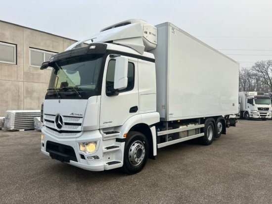 Mercedes-Benz Actros 2546, Euro6, Thermoking T 1000R, LBW-BÄR, Liftachse - مبردة شاحنة: صور 3 Mercedes-Benz Actros 2546, Euro6, Thermoking T 1000R, LBW-BÄR, Liftachse - مبردة شاحنة: صور 3