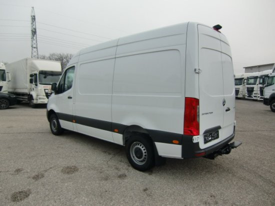 Mercedes-Benz Sprinter 319 CDI Standard, el.Schiebetür ,Exportpreis ohne Nova - فان: صور 4 Mercedes-Benz Sprinter 319 CDI Standard, el.Schiebetür ,Exportpreis ohne Nova - فان: صور 4