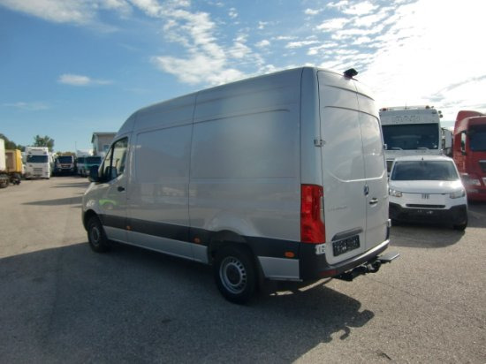 Mercedes-Benz Sprinter 319 CDI Standard, el.Schiebetür ,Exportpreis ohne Nova - فان: صور 4 Mercedes-Benz Sprinter 319 CDI Standard, el.Schiebetür ,Exportpreis ohne Nova - فان: صور 4