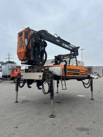 Plateau-Wechselpritsche mit Loglift 140S inkl. Rotator und Greifer - جسم الشاحنة المسطحة: صور 4 Plateau-Wechselpritsche mit Loglift 140S inkl. Rotator und Greifer - جسم الشاحنة المسطحة: صور 4