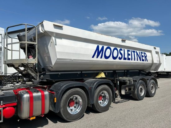 Schwarzmüller Kippmulde 25m³, SAF, Podest, HYVA - قلابة نصف مقطورة: صور 1 Schwarzmüller Kippmulde 25m³, SAF, Podest, HYVA - قلابة نصف مقطورة: صور 1