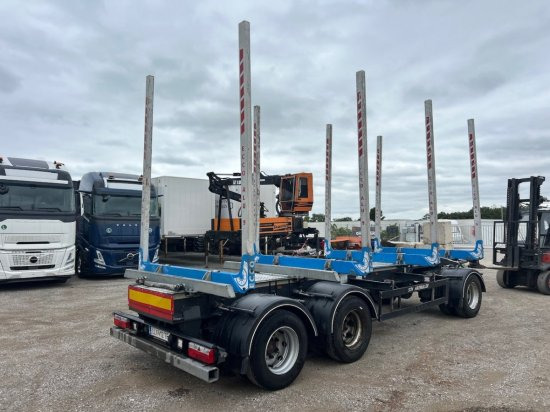 Schwarzmüller N-Serie  3-achs Holzanhänger 4 Rungenpaare - مقطورة اخشاب: صور 4 Schwarzmüller N-Serie  3-achs Holzanhänger 4 Rungenpaare - مقطورة اخشاب: صور 4