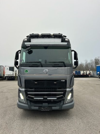 Volvo FH 16 650 6x4 Langholzzug + Doll M2K-9L Nachläufer mit Palfinger Epsilon S260C96, I-Shift, Retarder, - شاحنة قطع الأشجار, شاحنة كرين: صور 2 Volvo FH 16 650 6x4 Langholzzug + Doll M2K-9L Nachläufer mit Palfinger Epsilon S260C96, I-Shift, Retarder, - شاحنة قطع الأشجار, شاحنة كرين: صور 2