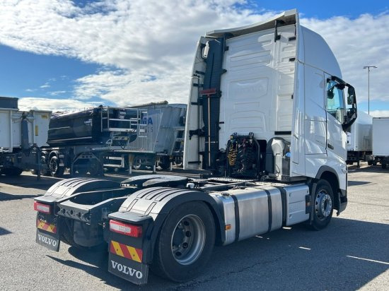 Volvo FH 500 EURO 6, I-Shift, Globetrotter - شاحنة جرار: صور 3 Volvo FH 500 EURO 6, I-Shift, Globetrotter - شاحنة جرار: صور 3