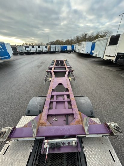 Web Trailer LPRS24 Heckschieber 1x20 ft 2x20 ft 1x40 ft - شاحنات الحاويات/ جسم علوي قابل للتغيير نصف مقطورة: صور 2 Web Trailer LPRS24 Heckschieber 1x20 ft 2x20 ft 1x40 ft - شاحنات الحاويات/ جسم علوي قابل للتغيير نصف مقطورة: صور 2