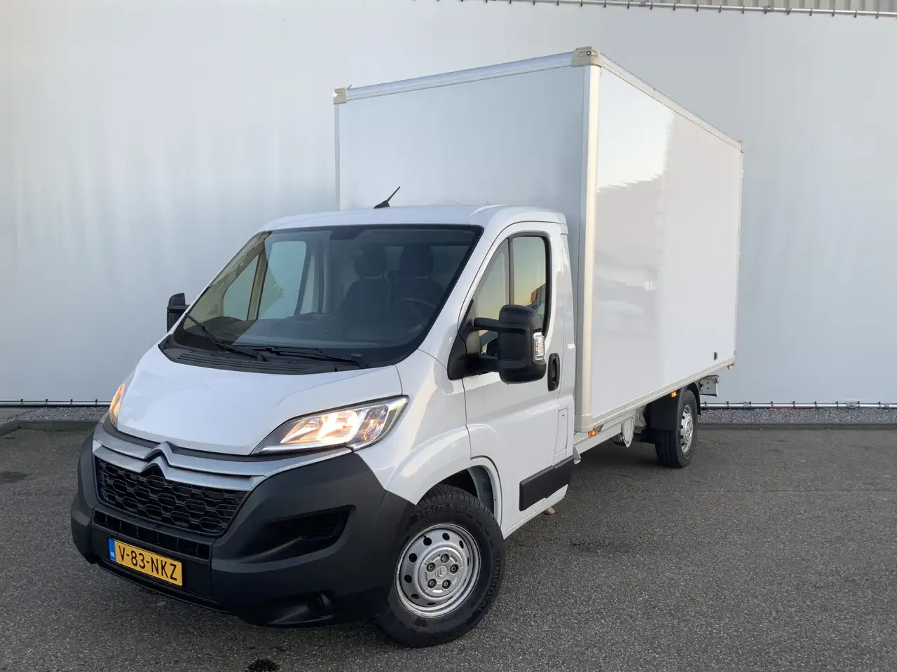 Citroen Jumper 2.2 BlueHDi 165 L3 3.5t Meubel bak & Deuren Airco - الشاحنات الصغيرة صندوق مغلق: صور 1 Citroen Jumper 2.2 BlueHDi 165 L3 3.5t Meubel bak & Deuren Airco - الشاحنات الصغيرة صندوق مغلق: صور 1