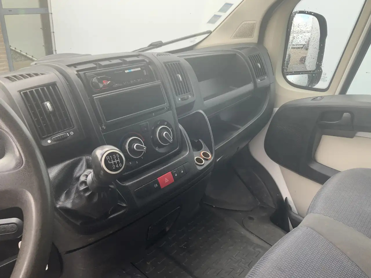 Citroen Jumper 35 2.2 HDI L4H3 Maxi (motor lampje brand !!) Airco - فان: صور 5 Citroen Jumper 35 2.2 HDI L4H3 Maxi (motor lampje brand !!) Airco - فان: صور 5