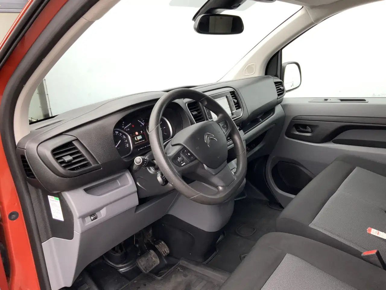 Citroen Jumpy 2.0 BlueHDI 180 Business M S&S Automaat Airco Crui - فان: صور 5 Citroen Jumpy 2.0 BlueHDI 180 Business M S&S Automaat Airco Crui - فان: صور 5