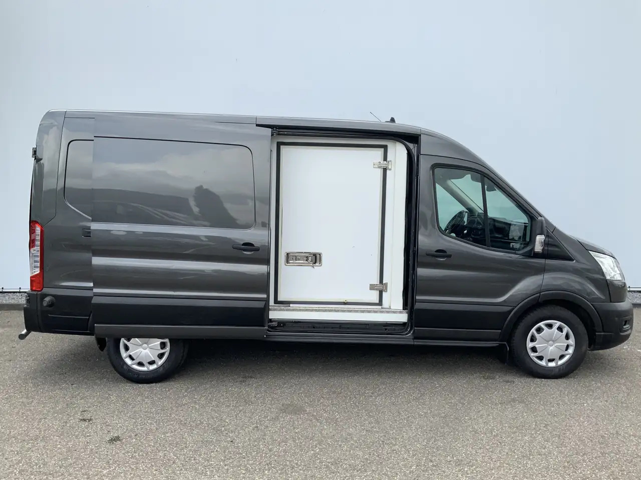 Ford Transit 350 2.0 TDCI L3H2 Trend Koelauto & Vries Automaat - الشاحنات الصغيرة المبردة: صور 2 Ford Transit 350 2.0 TDCI L3H2 Trend Koelauto & Vries Automaat - الشاحنات الصغيرة المبردة: صور 2