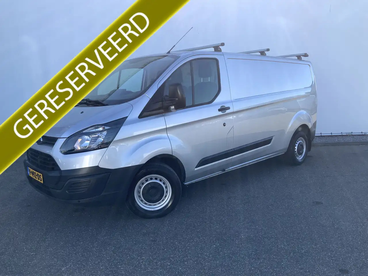 Ford Transit Custom 290 2.2 TDCI L2H1 Economy Edition Airco 3 Zits Tre - فان: صور 1 Ford Transit Custom 290 2.2 TDCI L2H1 Economy Edition Airco 3 Zits Tre - فان: صور 1