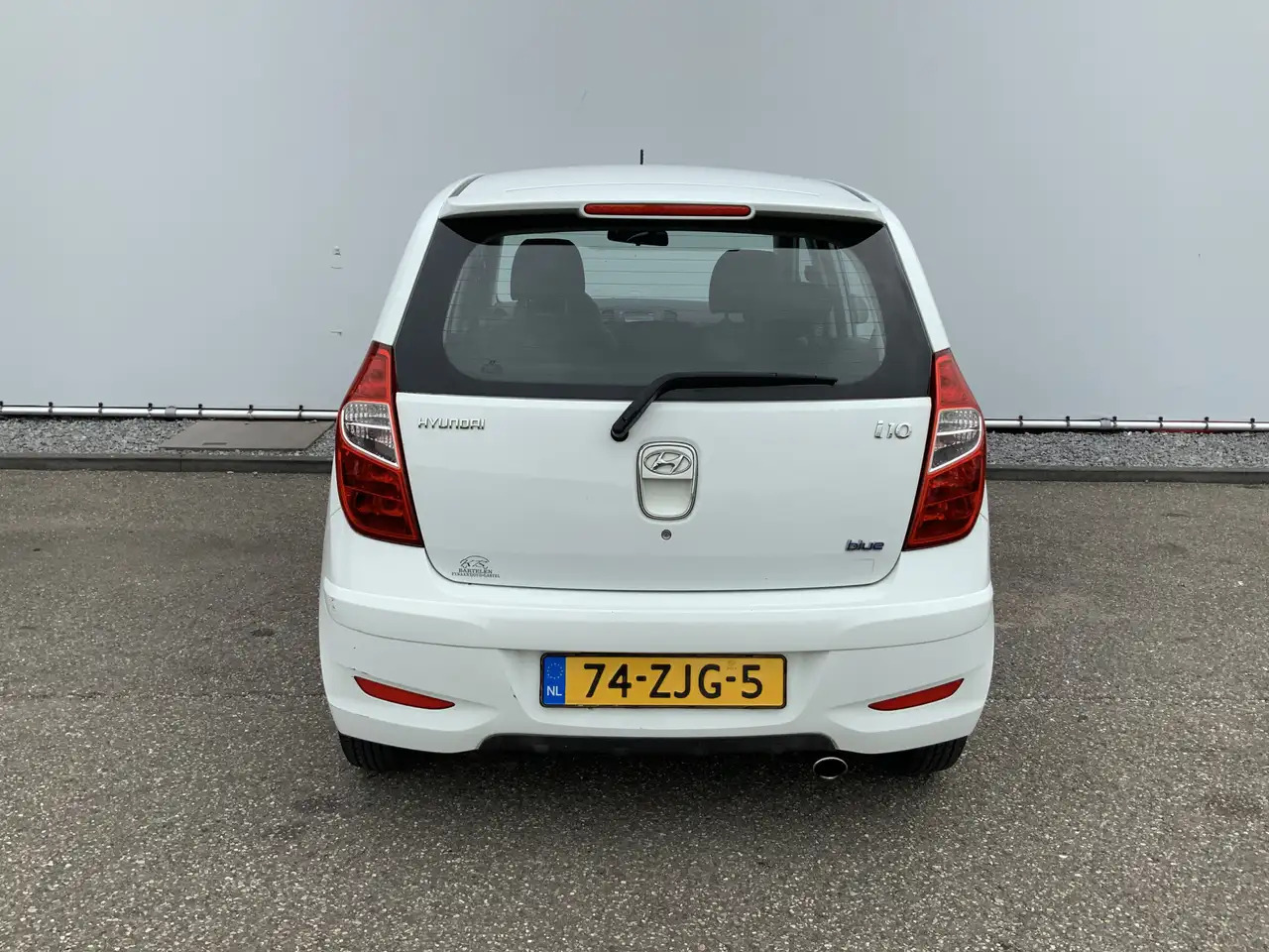 Hyundai i10 1.0 Pro 54083 KM! Airco, Lichtmetalen Wielen! - هاتشباك: صور 4 Hyundai i10 1.0 Pro 54083 KM! Airco, Lichtmetalen Wielen! - هاتشباك: صور 4