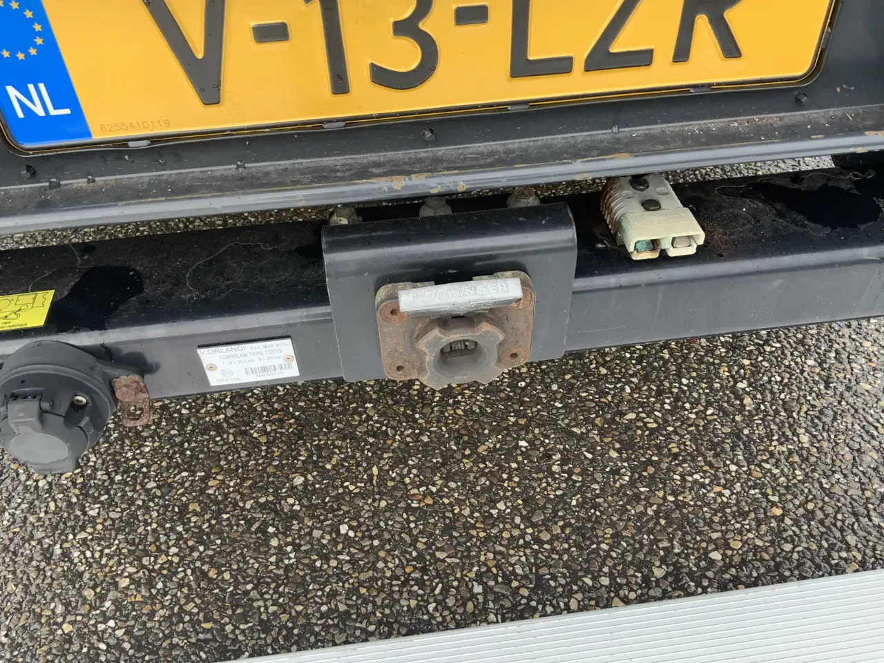 Iveco Daily 35C14 2.3 375 Pick Up & LaadLift Airco Navi Trekha - الشاحنات الصغيرة المسطحة: صور 5 Iveco Daily 35C14 2.3 375 Pick Up & LaadLift Airco Navi Trekha - الشاحنات الصغيرة المسطحة: صور 5