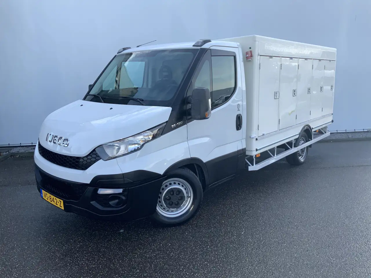 Iveco Daily 35S13 2.3 345 IJswagen -0.40 gr 10 deuren Euro 5 B - الشاحنات الصغيرة المبردة: صور 1 Iveco Daily 35S13 2.3 345 IJswagen -0.40 gr 10 deuren Euro 5 B - الشاحنات الصغيرة المبردة: صور 1